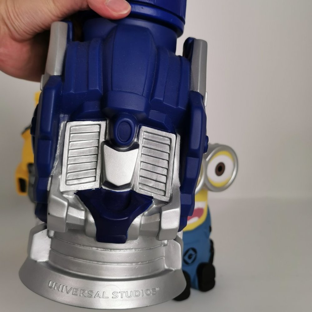 Universal Studios Transformers and Minions Reusable Cup Bundle - Picture 3 of 14